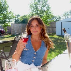 Meet your Posher, Lamiesse